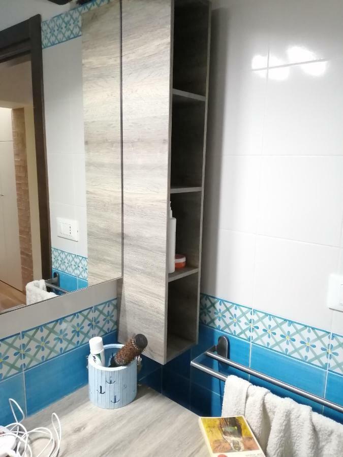 شقة Casa Masuccio ساليرنو المظهر الخارجي الصورة